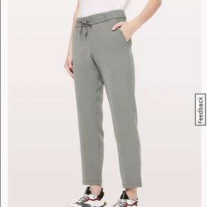 Lululemon on the fly pants